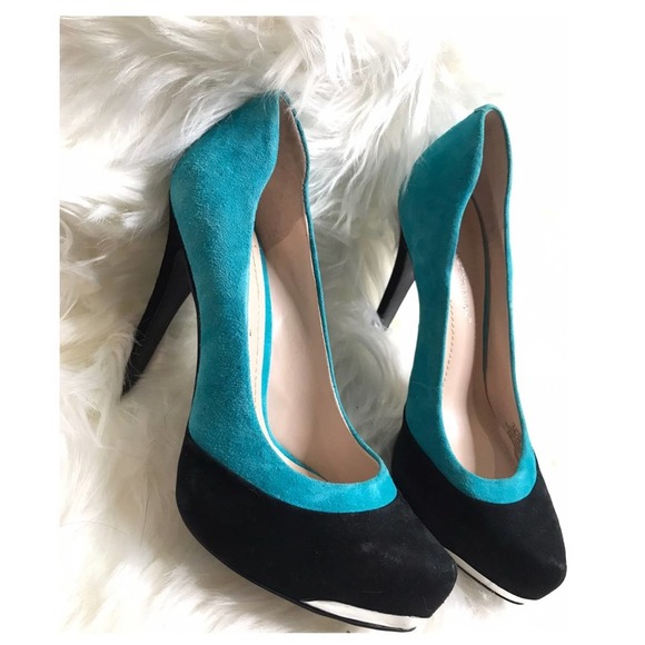 Bcbgmaxazria | Pandee Suede Blue & Black Platform Heels - Picture 3 of 10